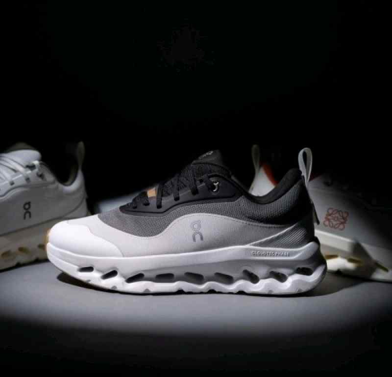 On Running Cloudtilt 2 x Loewe BlackWhitegrey