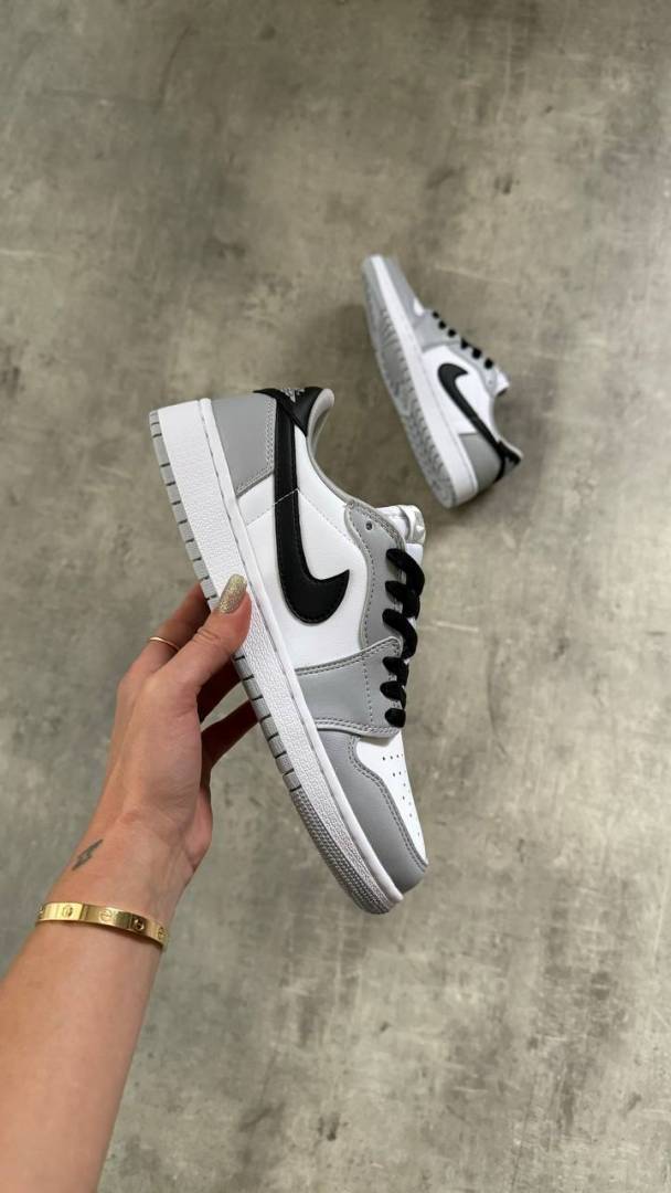 Nik.e Air Jordan 1 Low Barons